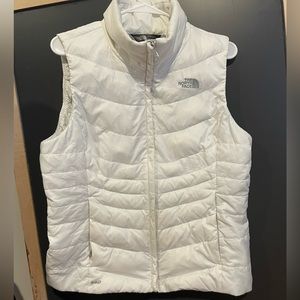 Women’s north face size L 550 down vest. White. EUC